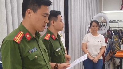 Tạm giữ đối tượng bán hàng online trốn thuế với doanh thu hơn 800 tỷ đồng