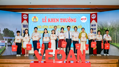 Vedan Việt Nam khen thưởng con cán bộ, công nhân viên có thành tích xuất sắc