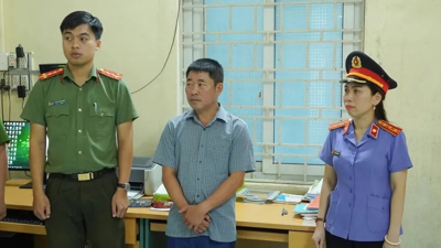 Kế toán “biến hóa” hồ sơ, giúp ba doanh nghiệp trốn gần 80 tỷ đồng tiền thuế