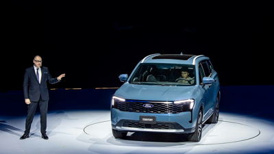 Thay đổi thiết kế, bổ sung trang bị, Ford Territory 2025 có giá từ 762 triệu đồng