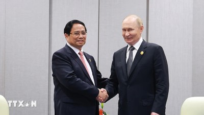 Thủ tướng Phạm Minh Chính hội kiến Tổng thống Nga Vladimir Putin