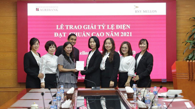 Agribank vinh dự nhận giải thưởng “Tỷ lệ điện đạt chuẩn cao năm 2021”