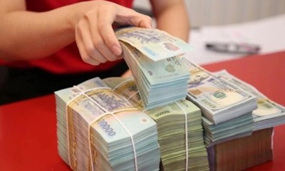 Ngóng cổ tức "tiền tươi" từ các ngân hàng