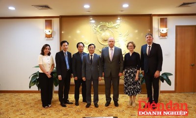 Xây dựng cầu nối hợp tác doanh nghiệp Việt Nam – Litva