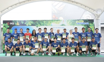 Các “ông lớn” công nghệ tranh tài Pickleball, cùng MB gieo xanh Trường Sa