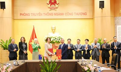 Thúc đẩy mạnh mẽ quan hệ hợp tác Việt Nam - Úc trong lĩnh vực thương mại, công nghiệp và năng lượng