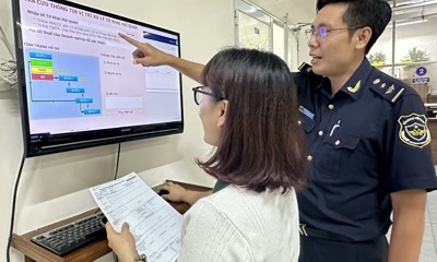 TP. Hồ Chí Minh: Cắt giảm 30% thủ tục hành chính, giúp doanh nghiệp bứt phá