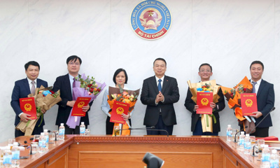Bộ Tài chính công bố quyết định điều động, bổ nhiệm cán bộ lãnh đạo các đơn vị trực thuộc
