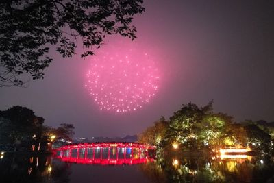 31 địa điểm bắn pháo hoa đêm giao thừa Tết Quý Mão 2023 tại Hà Nội