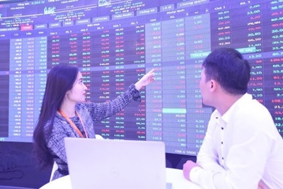 Năm 2023, thị trường chứng khoán Việt Nam hồi phục và tăng trưởng bền vững hơn