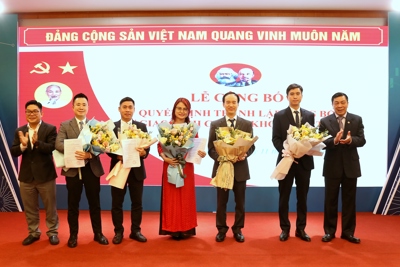 Công bố quyết định thành lập Đảng bộ Sở Giao dịch Chứng khoán Việt Nam