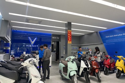 Hàng trăm nhà đầu tư đăng ký mở đại lý ủy quyền xe máy điện VinFast