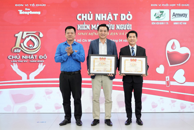 Amway Việt Nam vinh dự nhận bằng khen từ Trung ương Đoàn TNCS Hồ Chí Minh