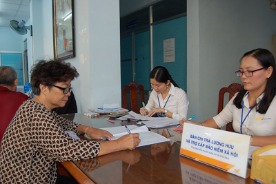 Phát triển đối tượng tham gia bảo hiểm xã hội tự nguyện ở Việt Nam 