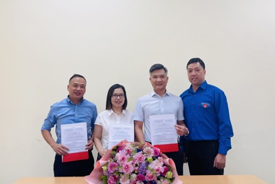 Chi đoàn Tạp chí Tài chính tổ chức Lễ trưởng thành Đoàn năm 2023