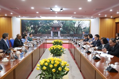 Bộ trưởng Hồ Đức Phớc tiếp tân Giám đốc Quốc gia ADB tại Việt Nam