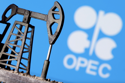 Kỳ vọng OPEC+ hạ mạnh sản lượng đẩy giá dầu tăng cao