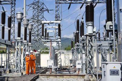 Cung cấp đủ điện cho sản xuất kinh doanh, sinh hoạt của người dân trong năm 2024