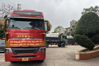 Kịp thời vận chuyển, giao gạo dự trữ quốc gia tới học sinh các địa phương