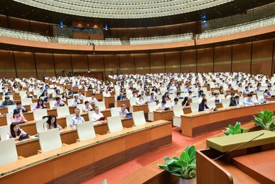 Bổ sung hành vi lập chốt thu phí sử dụng đường bộ trái phép vào các hành vi bị nghiêm cấm