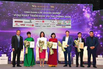Vietcombank được vinh danh tại Diễn đàn Cấp cao Cố vấn tài chính Việt Nam