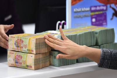Lãi suất huy động đi lên và 3 thế khó của ngành Ngân hàng