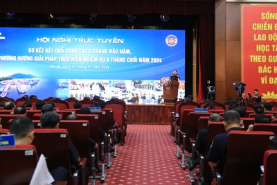 Ngành Hải quan phấn đấu thu ngân sách năm 2024 vượt dự toán
