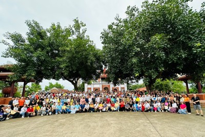 Trường Đại học Kinh doanh và Công nghệ Hà Nội tổ chức thăm quan, du lịch cho cán bộ, giảng viên, người lao động năm 2024