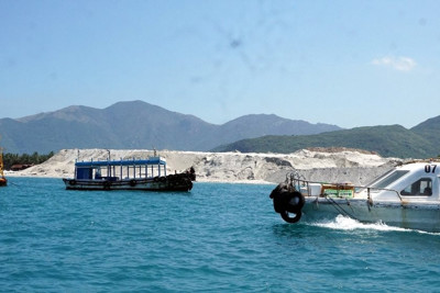 Thăm dò các mỏ cát phải đánh giá tác động đến môi trường biển Thăm dò các mỏ cát phải đánh giá tác động đến môi trường biển