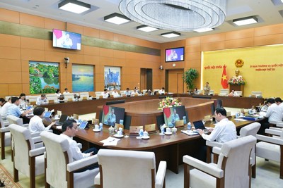 Sửa đổi, bổ sung 7 luật lĩnh vực tài chính để giải quyết những vấn đề cần thiết, cấp bách