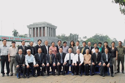 Bộ trưởng Hoàng Anh với nền tài chính cách mạng việt nam (*) Bộ trưởng Hoàng Anh với nền tài chính cách mạng việt nam (*)
