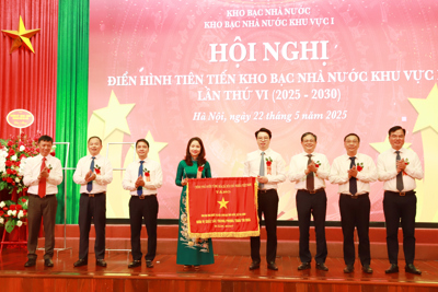 Nhiều gương điển hình tiên tiến được tuyên dương