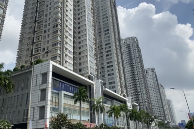 Đứt gánh dòng vốn khiến hàng loạt dự án bất động sản ngừng trệ