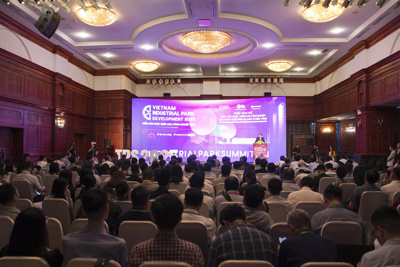 Khẩn trương tái cấu trúc quy hoạch, nâng cấp hạ tầng công nghệ... phát triển khu công nghiệp thông minh 