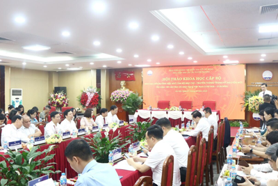 Xây dựng đội ngũ nhà báo “vừa hồng vừa chuyên” trong kỷ nguyên mới Xây dựng đội ngũ nhà báo “vừa hồng vừa chuyên” trong kỷ nguyên mới