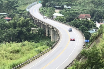 Xem xét mở rộng cao tốc Yên Bái – Lào Cai theo hình thức khẩn cấp Xem xét mở rộng cao tốc Yên Bái – Lào Cai theo hình thức khẩn cấp