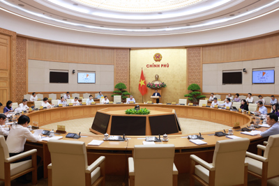 Thủ tướng Chính phủ: Rà soát sửa đổi, bổ sung các luật để thúc đẩy phát triển
