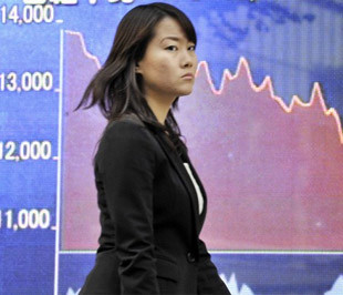 Kinh tế Nhật lún sâu vào suy thoái