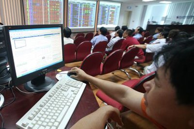 Giải mã ẩn số vốn gián tiếp