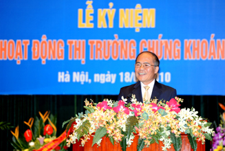 Thị trường chứng khoán Việt Nam tròn 10 năm tuổi: Hành trình phát triển ấn tượng