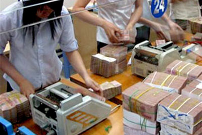 Lãi suất giảm: Chứng khoán có hy vọng?