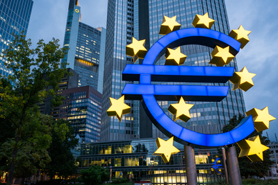 Kinh tế Eurozone tăng trưởng mạnh hơn dự kiến