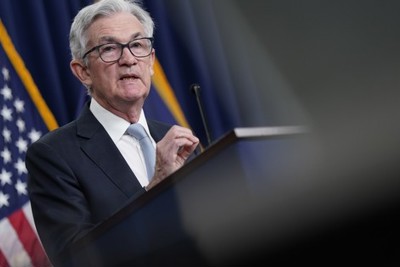Fed đang hướng nhiều hơn đến việc nâng mạnh lãi suất để kiềm chế lạm phát
