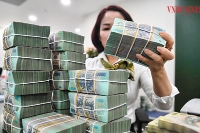 Cổ đông muốn "tiền tươi", ngân hàng vẫn ồ ạt phát hành cổ phiếu