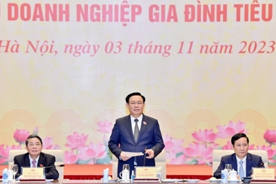 Chủ tịch Quốc hội Vương Đình Huệ: Phát huy tinh thần dân tộc, xứng tầm là những doanh nhân đại diện cho đất nước Việt Nam