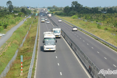 Tiền Giang đẩy nhanh tiến độ giải phóng mặt bằng Dự án thành phần 2 cao tốc Cao Lãnh - An Hữu