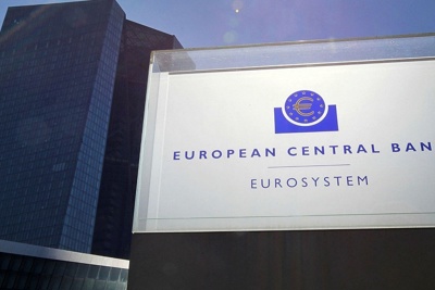 ECB giữ nguyên lãi suất và không đưa ra gợi ý về việc cắt giảm