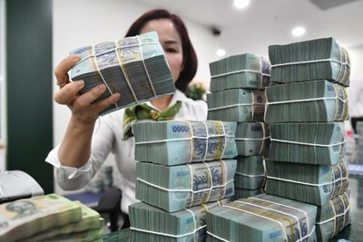 Làm sao "rã băng" để dòng tiền gửi từ nhà băng chảy ra nền kinh tế?