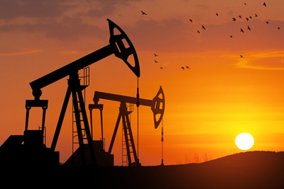 OPEC+ gia hạn cắt giảm sản lượng dầu tới quý II/2024