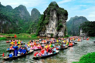 Nâng cao chất lượng dịch vụ, hướng tới phát triển du lịch bền vững tỉnh Ninh Bình